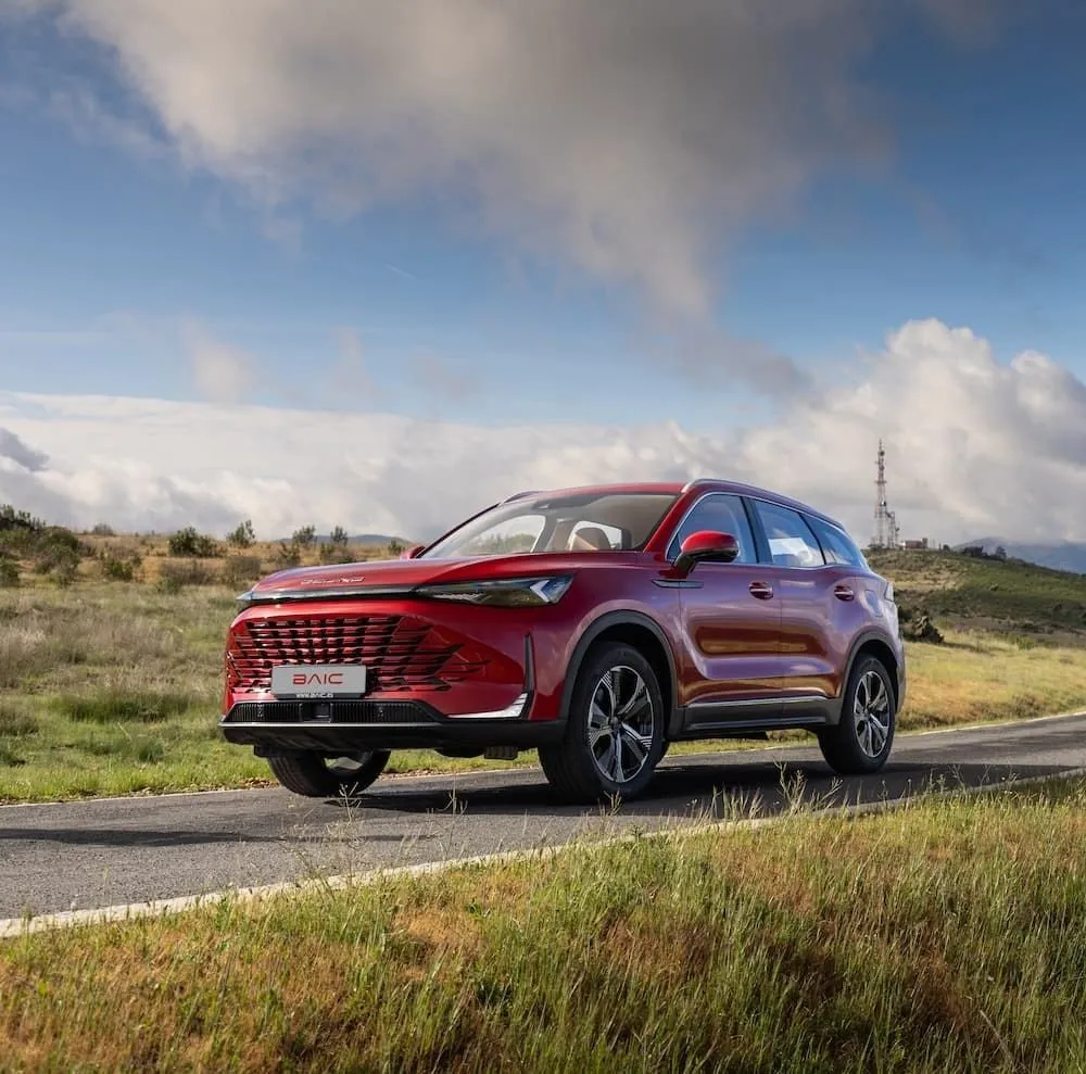 BAIC X75 extérieur rouge